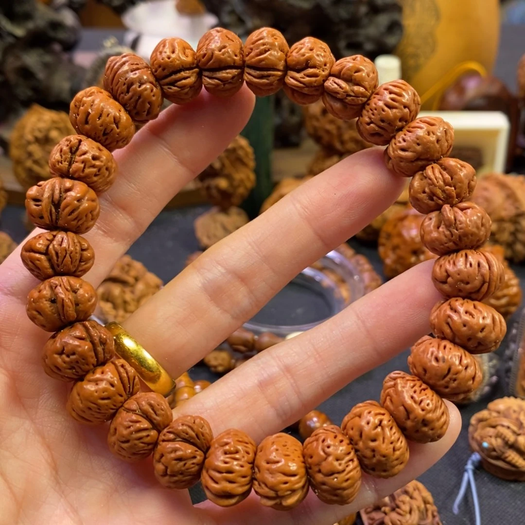 潍坊核雕桃核雕刻蟠桃子串