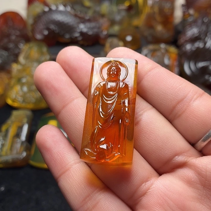 琥珀未镶嵌颈饰196