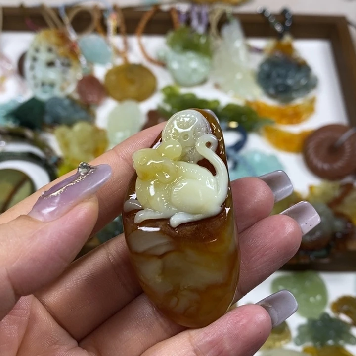 蛇纹石玉未镶嵌吊坠?****?