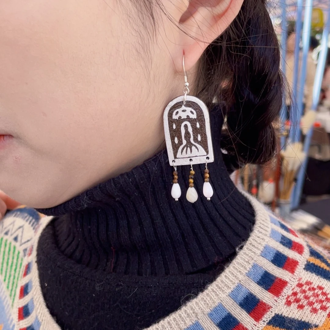 景德镇陶瓷艺术品?