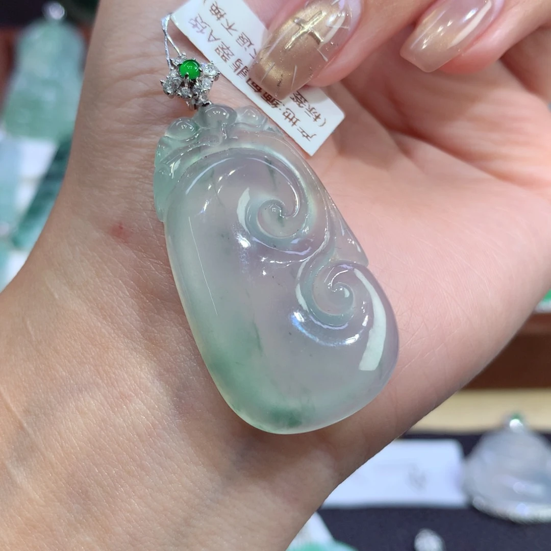 吊坠(不含链)18K金镶嵌翡翠