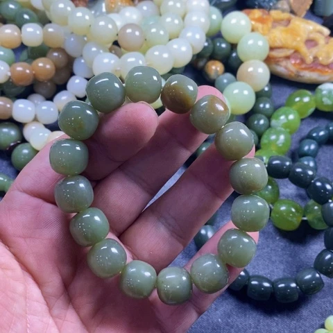 未镶嵌手链和田玉