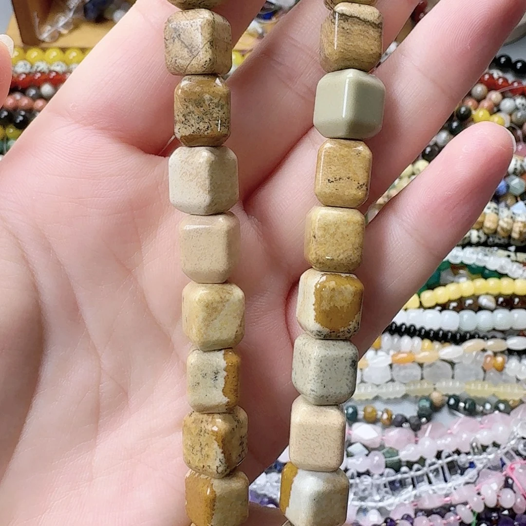 未镶嵌玛瑙/玉髓珠宝半成品图画石10*11一条
