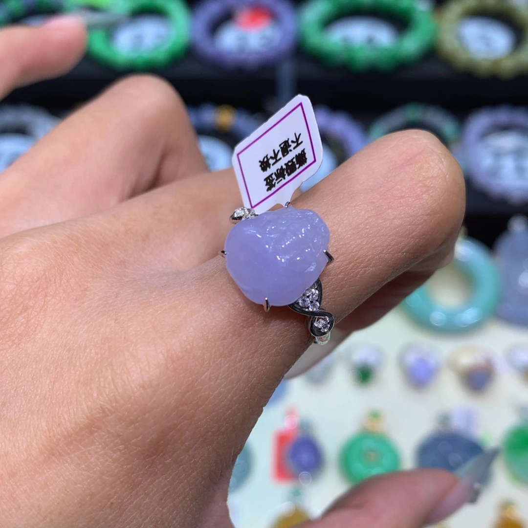 翡翠银S925镶嵌颈饰翡翠