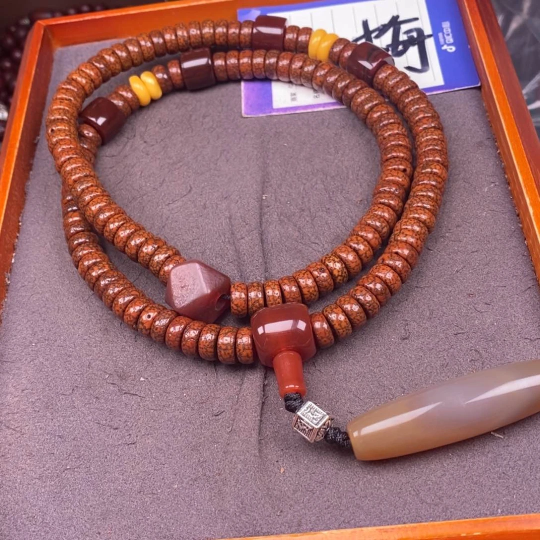 星月菩提吊坠峨****校星月