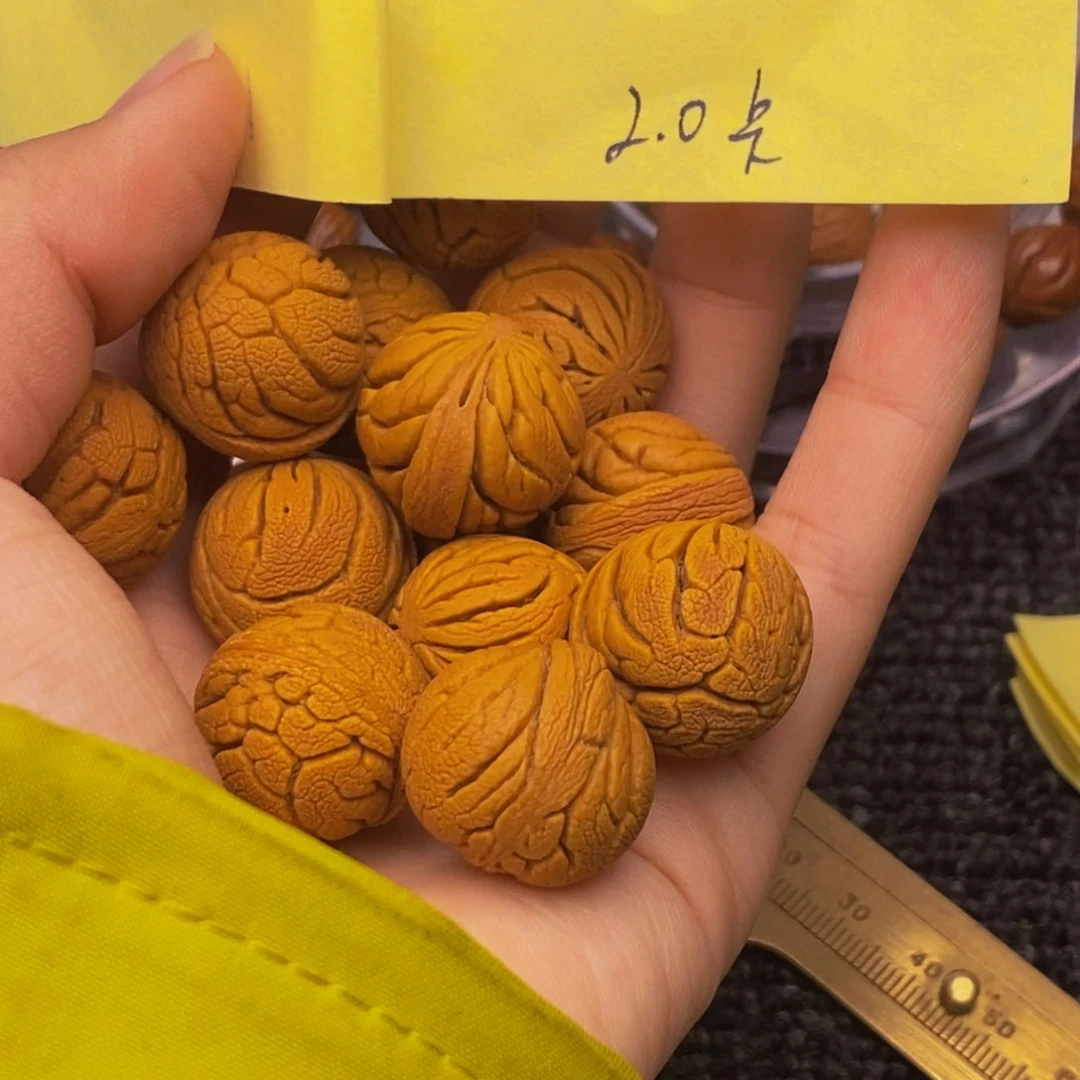 秦岭山脉龙纹桃核 13