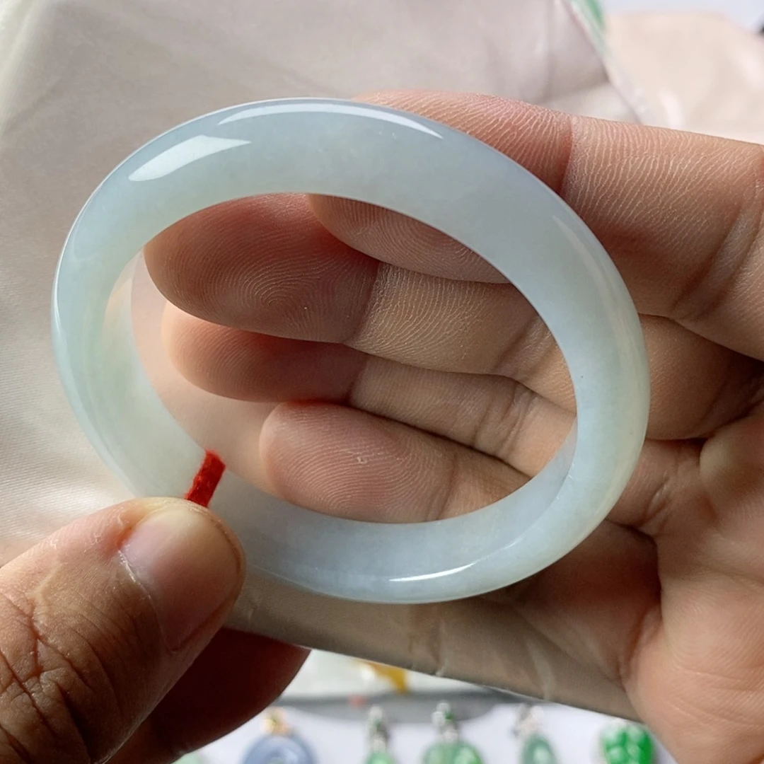 【闪购商品】未镶嵌手镯翡翠