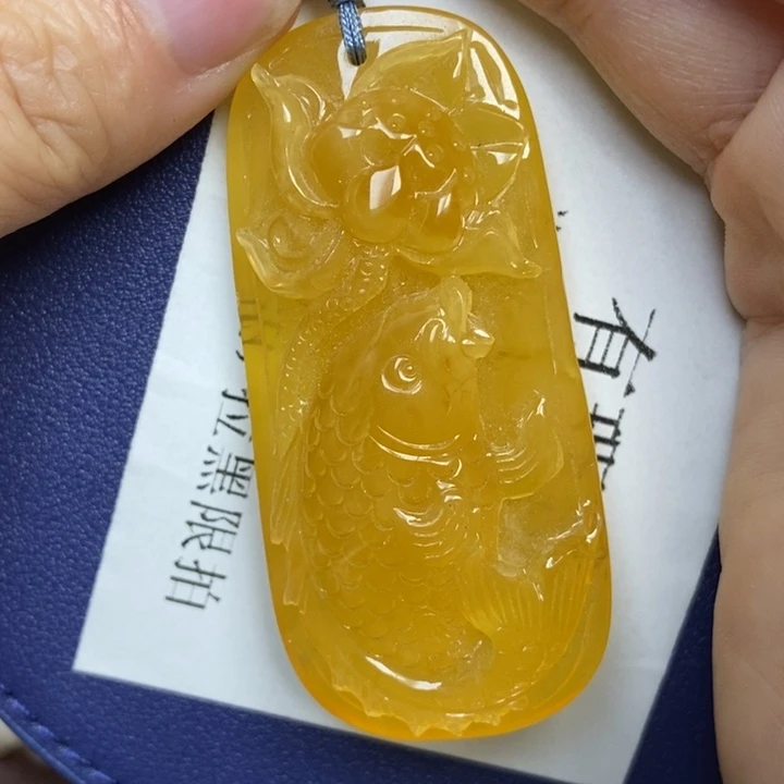 琥珀未镶嵌珠宝奇石3