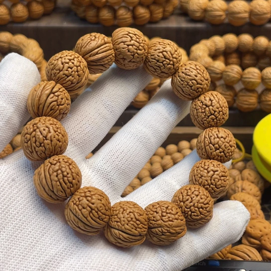 吊坠桃核宽脐蚂蚁蛋