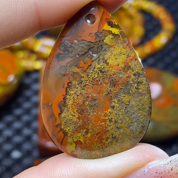 玛瑙/玉髓颈饰未镶嵌