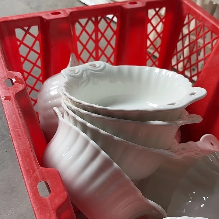 碟四个工厂库存微瑕产品