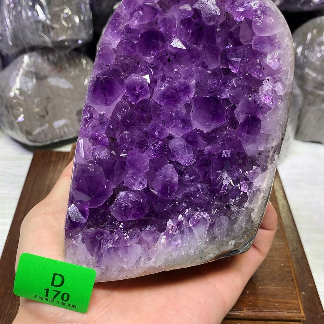 紫晶大型摆件（非配饰）未镶嵌