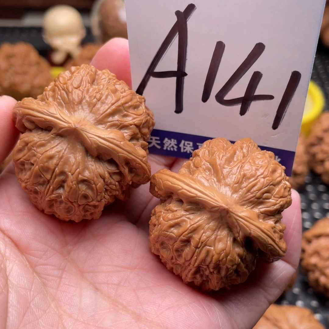 桃核把件血麒麟38
