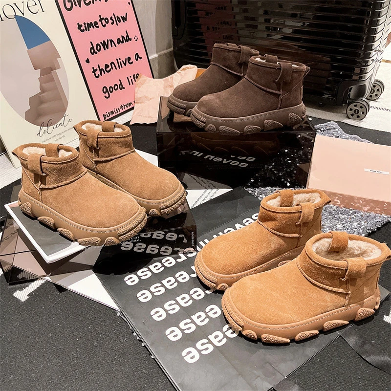 【冰冰现货】暖暖小耳朵～磨砂真皮时尚百搭羊毛加厚保暖短筒雪地靴