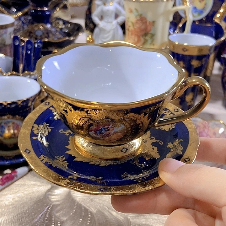瓷片微瑕花金………………………………………