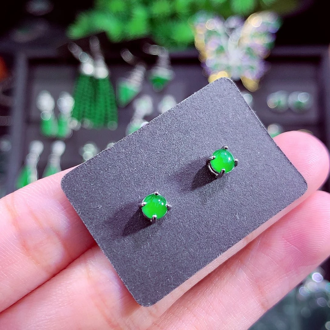 颈饰未镶嵌翡翠天然