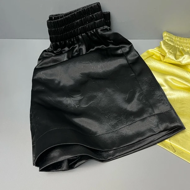 高腰绸缎面胖妹妹大码宽松阔腿裤五分休闲短裤夏季女士薄款热裤