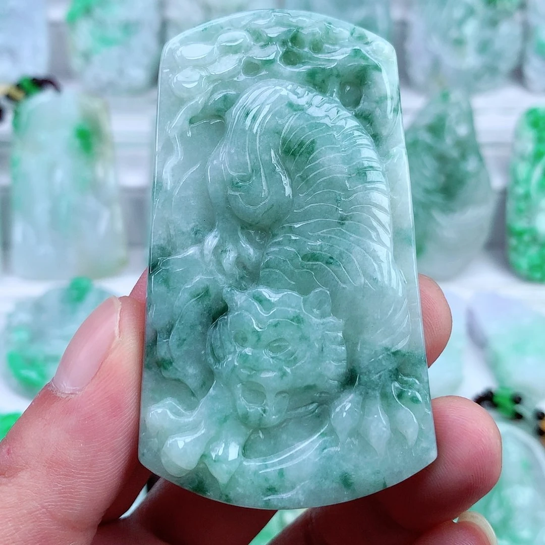 翡翠未镶嵌颈饰翡翠吊坠