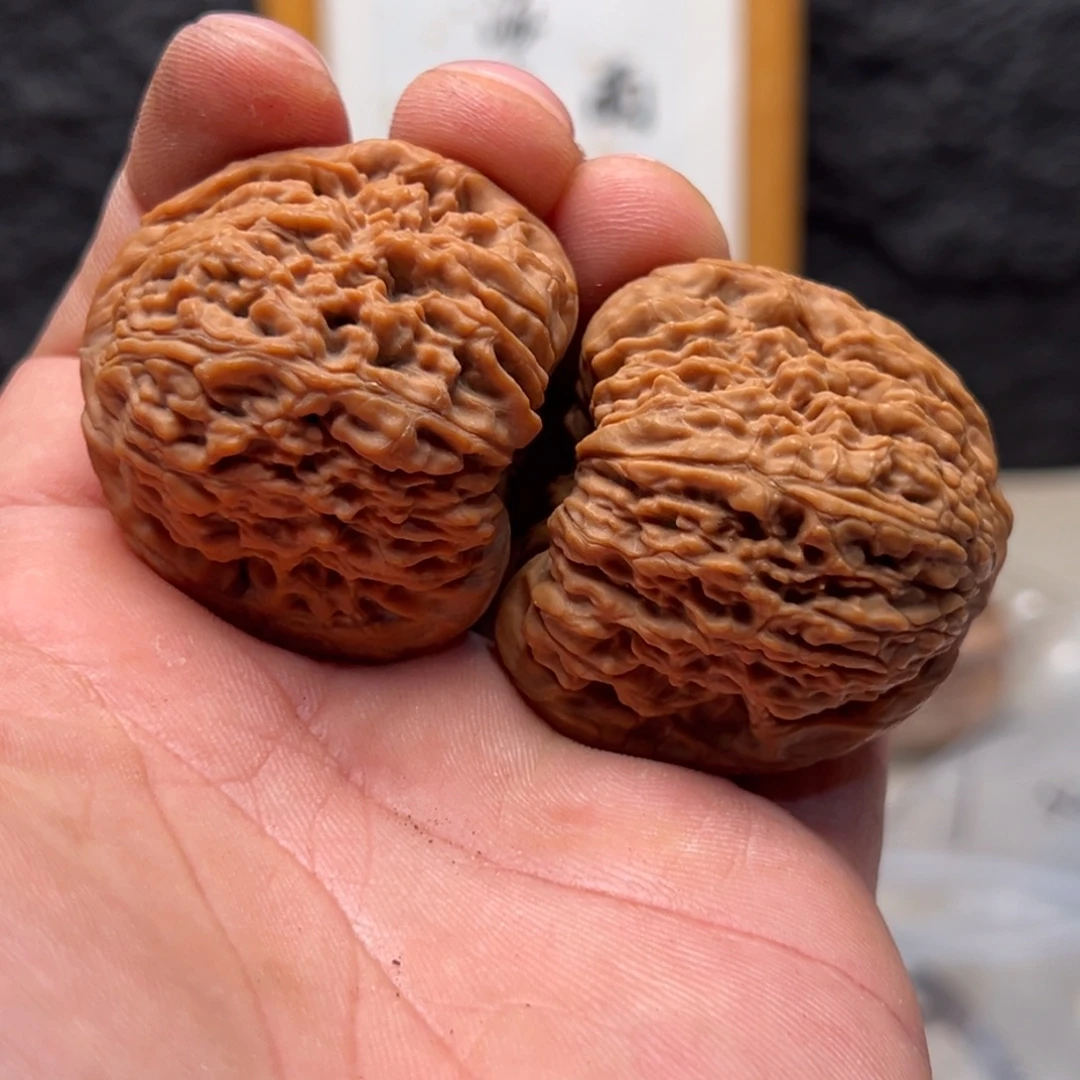 ****r文玩核桃把件南疆43.5色差