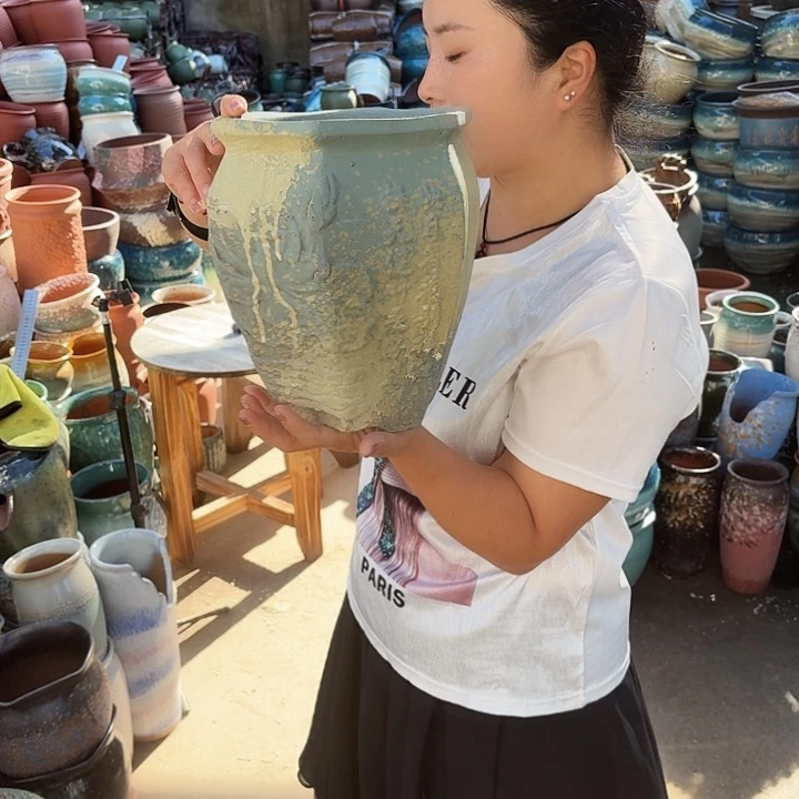 口18高24瑕疵一个盆子。