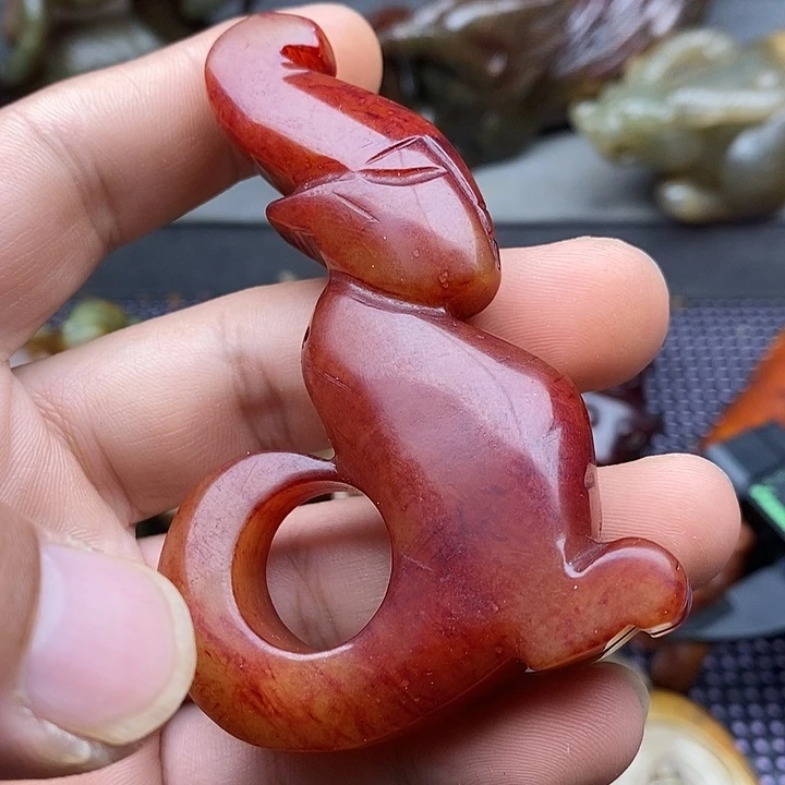 未镶嵌蛇纹石玉颈饰