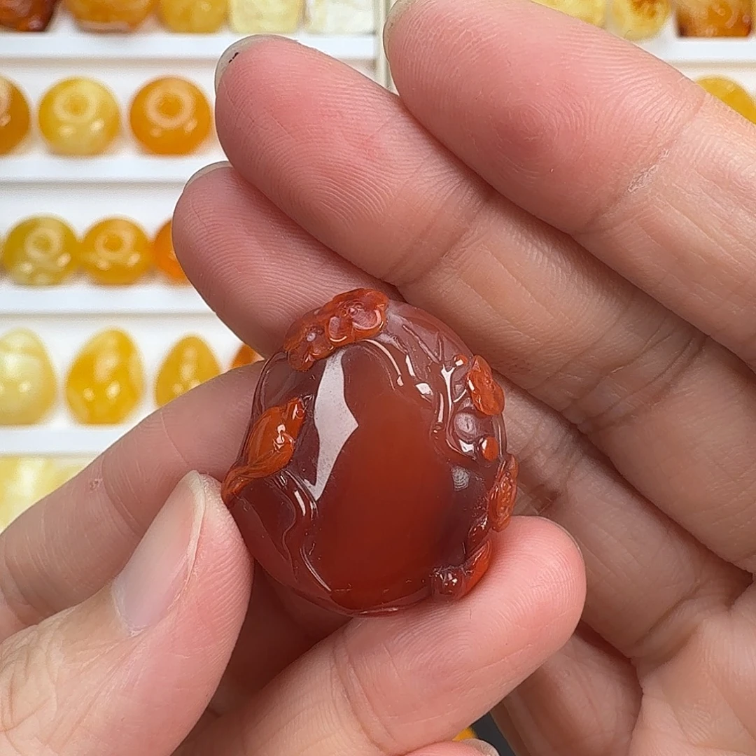 蜜蜡未镶嵌颈饰蜜蜡