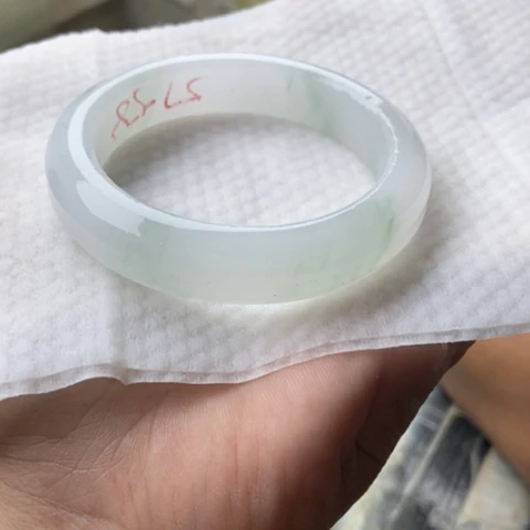 谷***子未镶嵌手镯石英质玉（金丝玉）加工定制