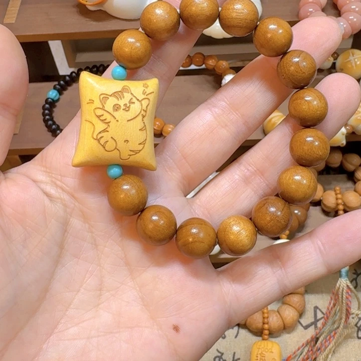 星月菩提手串金丝檀躺平猫