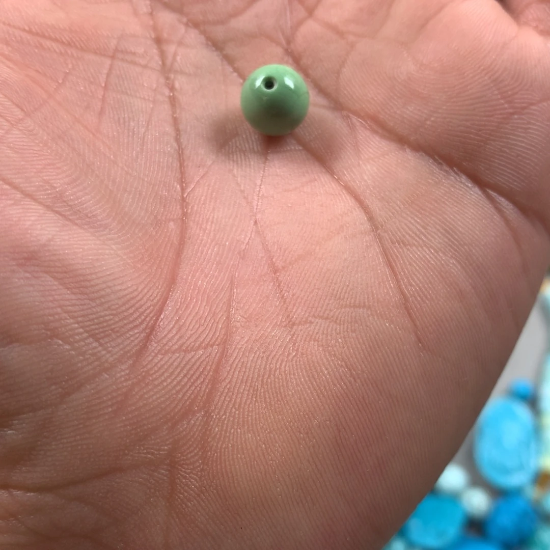 绿松石合金颈饰嫩绿圆珠特色圆珠