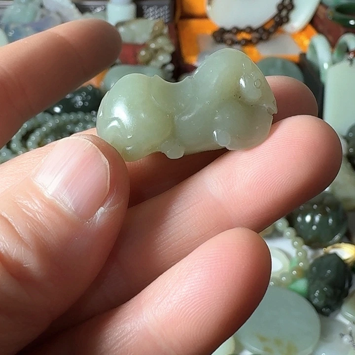 和田玉（糖玉）颈饰未镶嵌