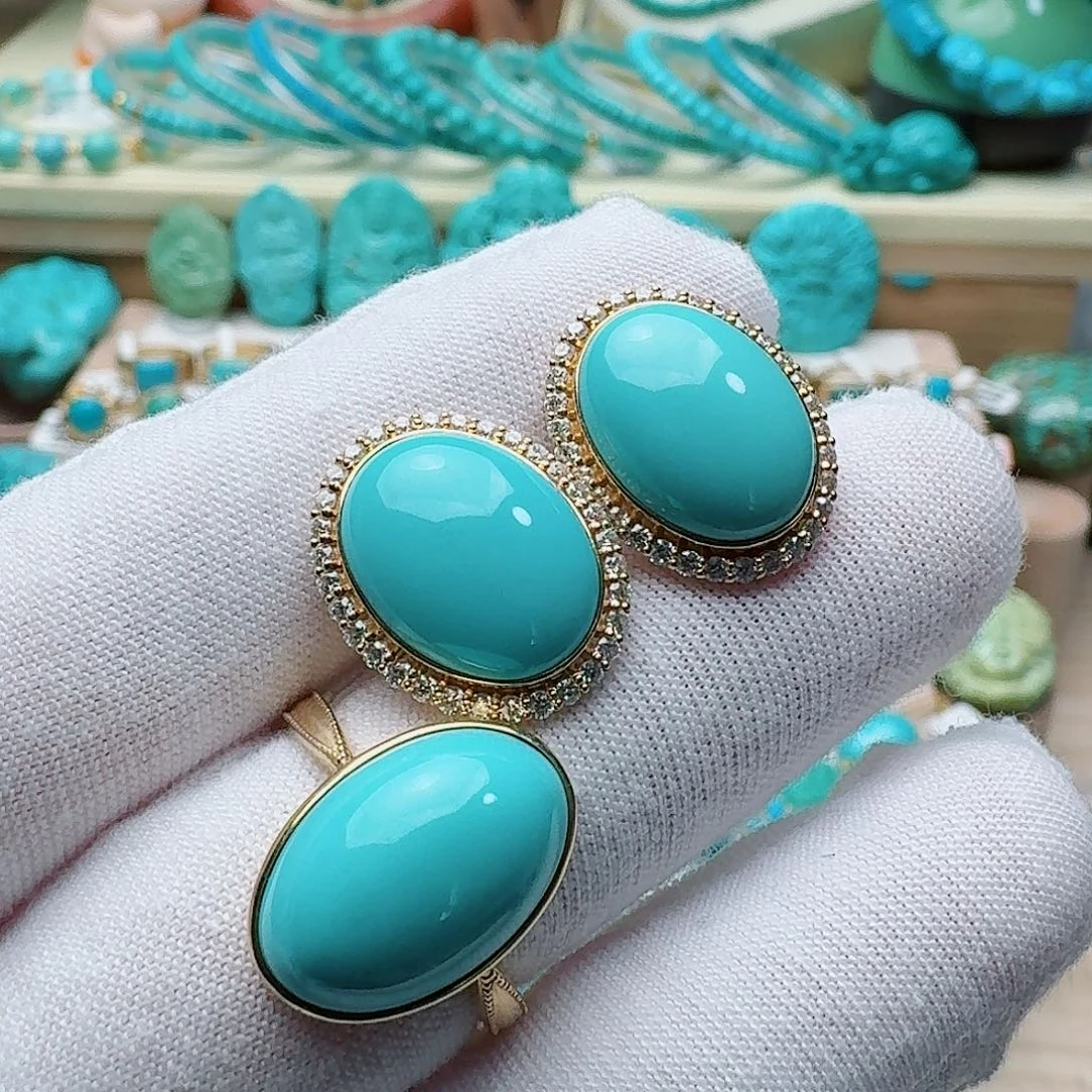 绿松石18K金镶嵌高瓷天空蓝大耳钉戒指