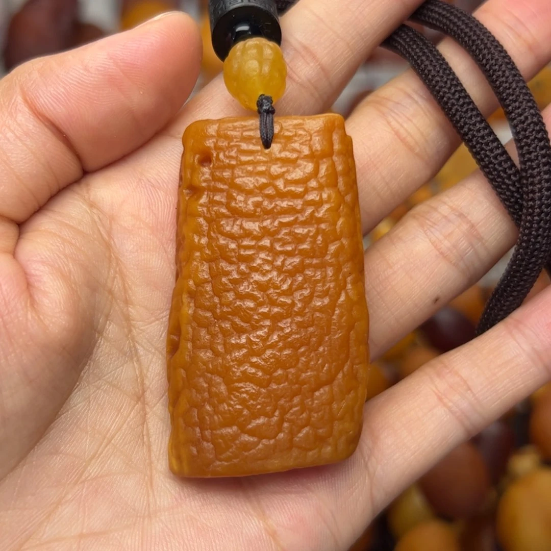 琥珀裸石未镶嵌天然蜜蜡