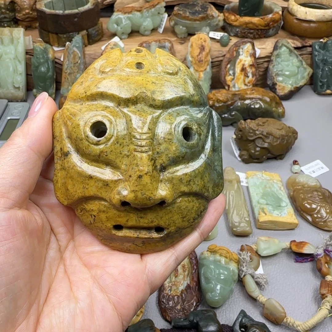 岫岩河磨玉（透闪石质玉）未镶嵌珠宝奇石