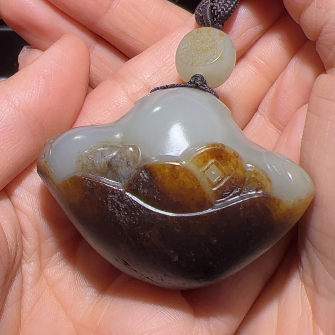 玉***你和田玉（子料）未镶嵌颈饰