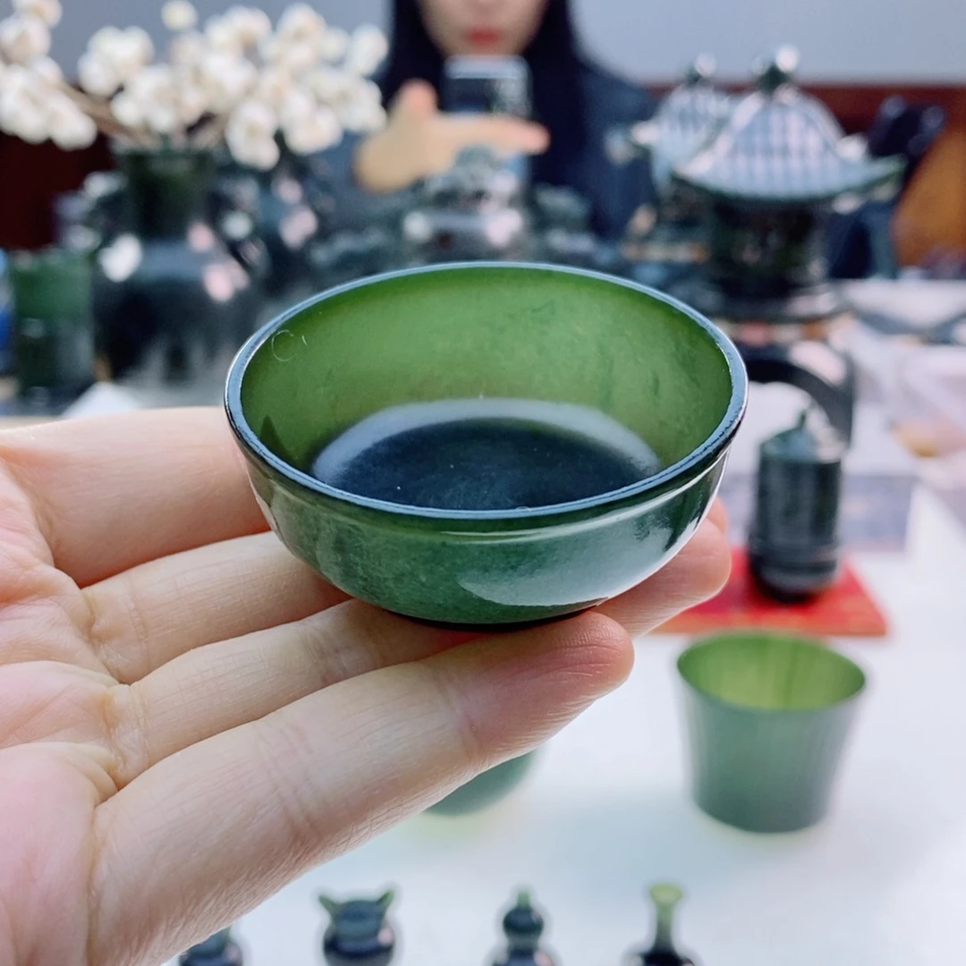 未镶嵌和田玉摆件