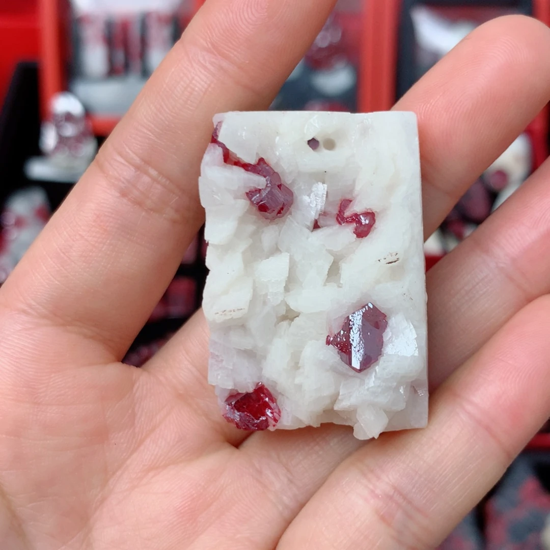 天然辰砂天然聚宝盆