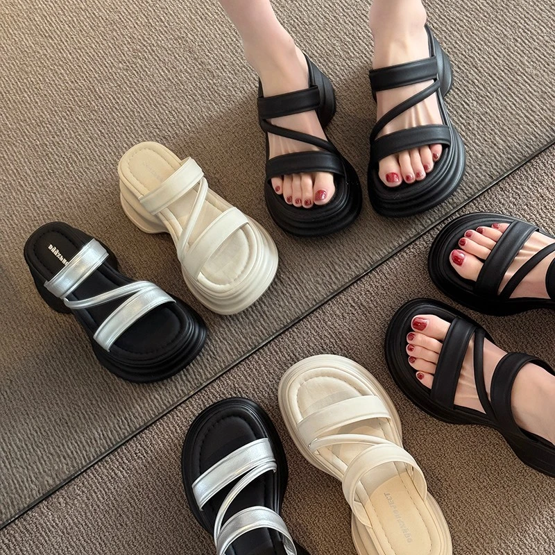 厚底坡跟拖鞋女外穿小个子增高夏季2025新款配裙子海边沙滩凉拖鞋