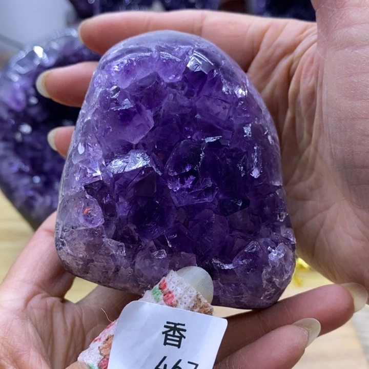 水晶大型摆件（非配饰）未镶嵌