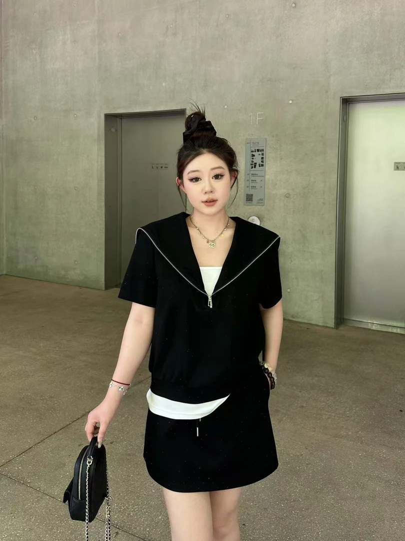 琪琪怪怪大码女装【周末出游】烫钻假两件海军领上衣+半裙T16947QD