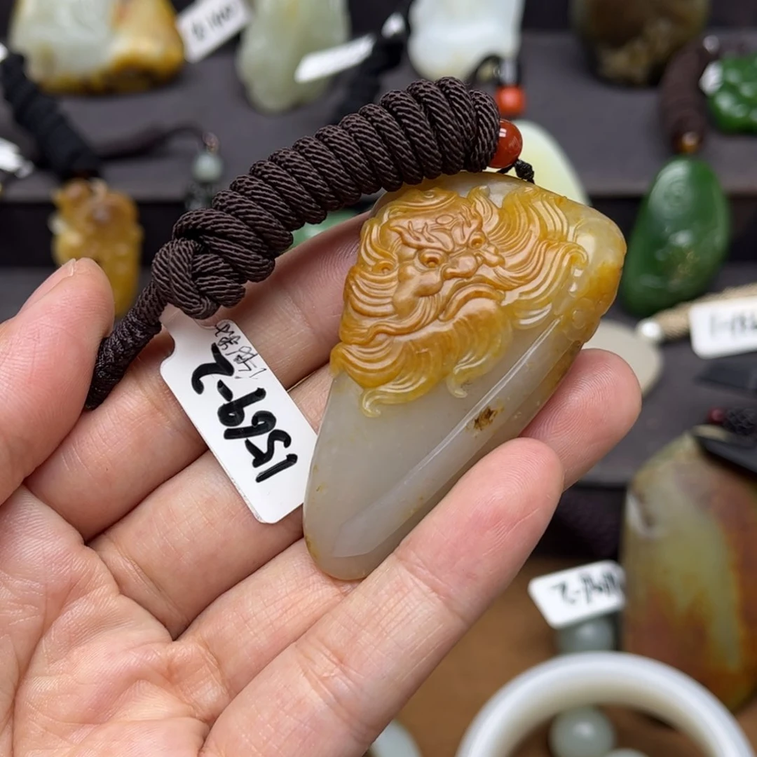 和田玉挂件未镶嵌