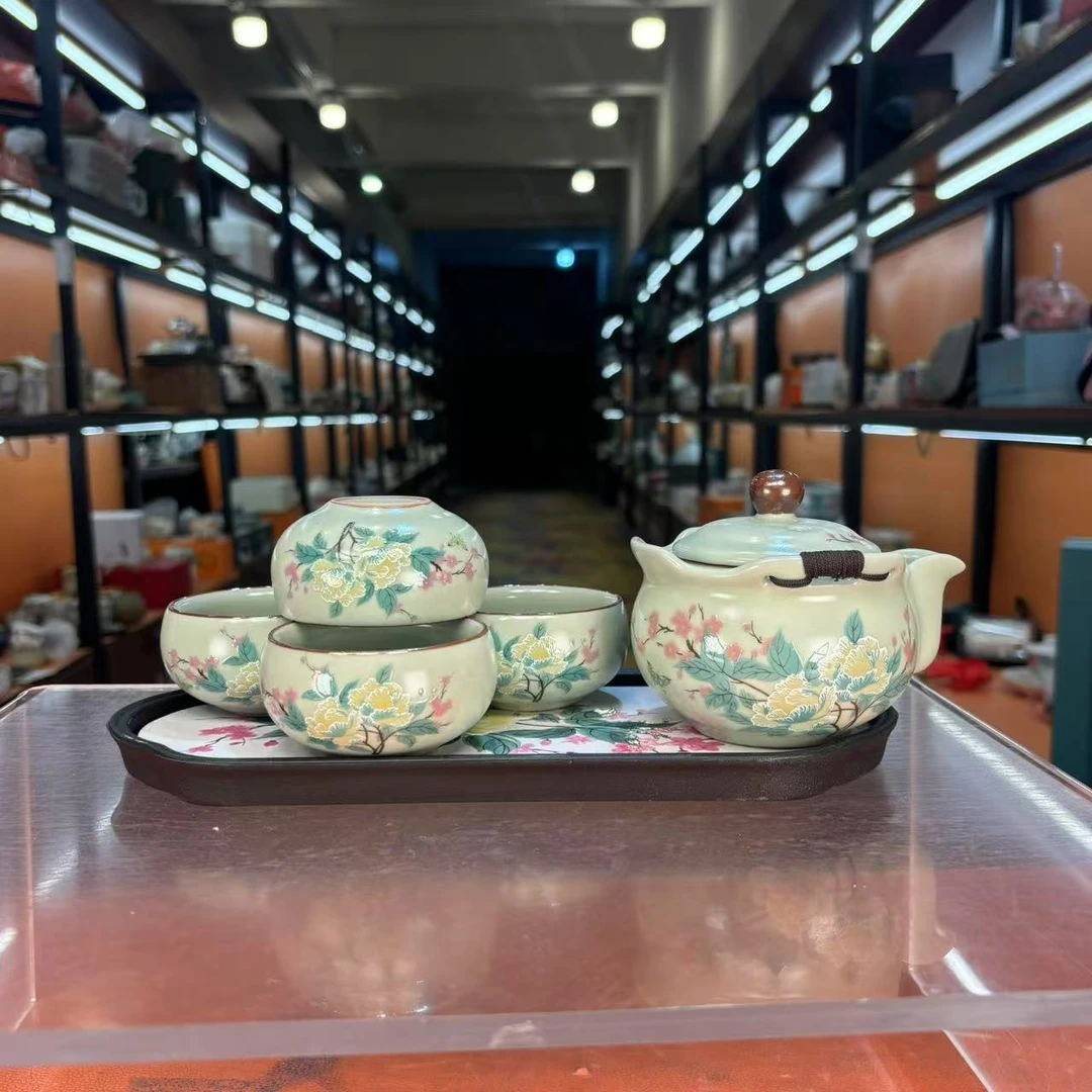 秋香茶具  黄汝芙蓉花手抓壶一壶四杯+盘（无礼盒）小套装-2845