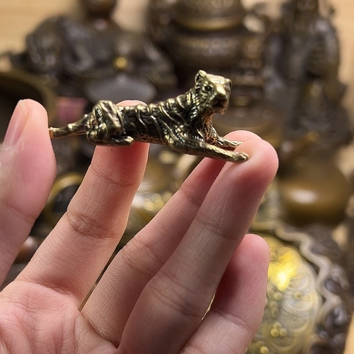 精美铜器，点击下单