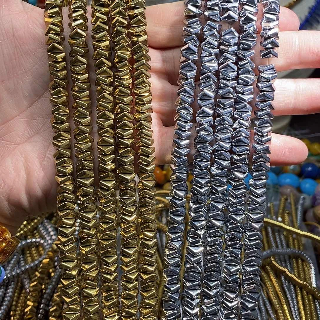 石英质玉未镶嵌，1条黑胆石方切8×8mm，备注颜色，