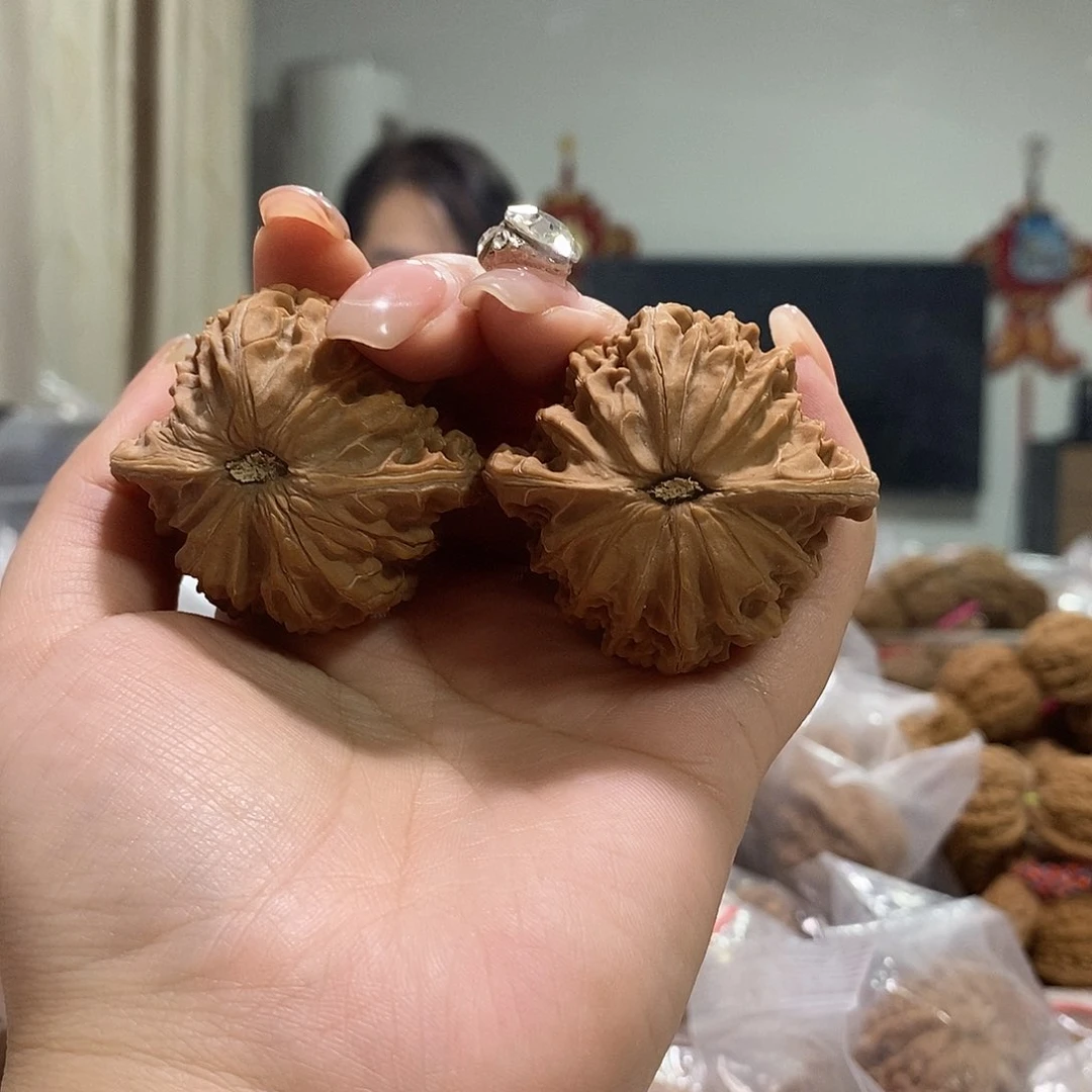 把件文玩核桃用****045磨盘打底