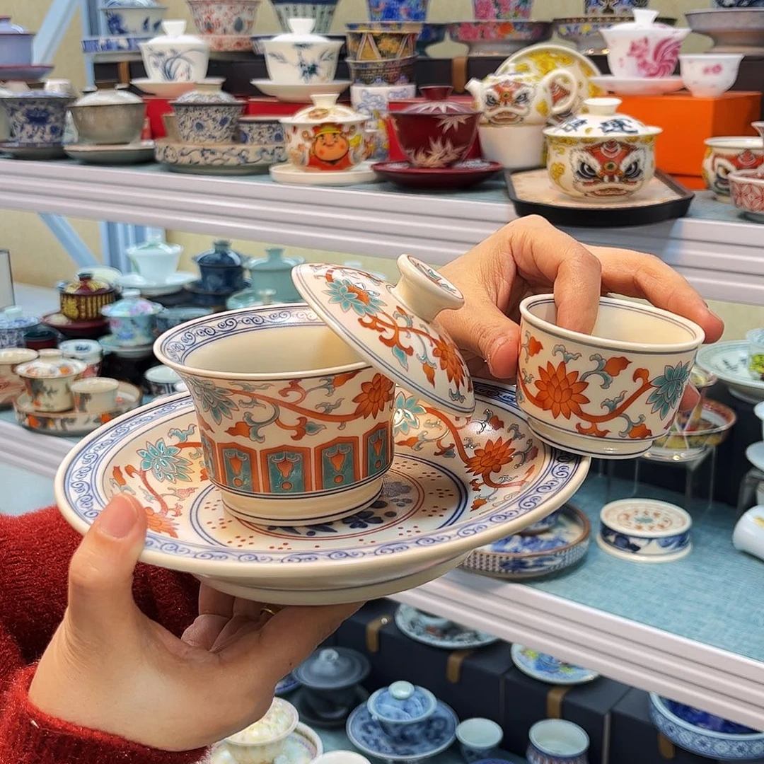 哈哈这是一个很火爆的节目呢