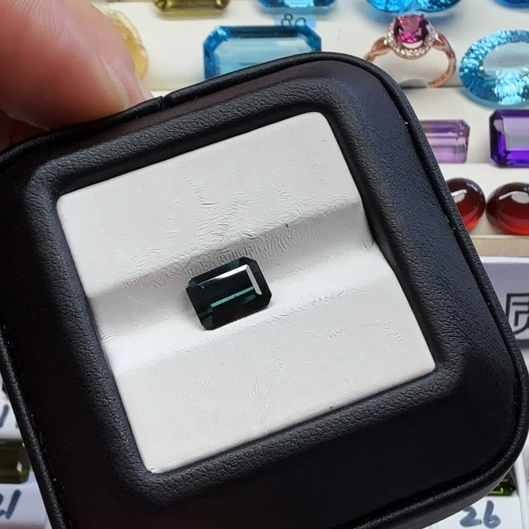 未镶嵌碧玺珠宝半成品福利款天然蓝碧玺卡9×6.5毫米