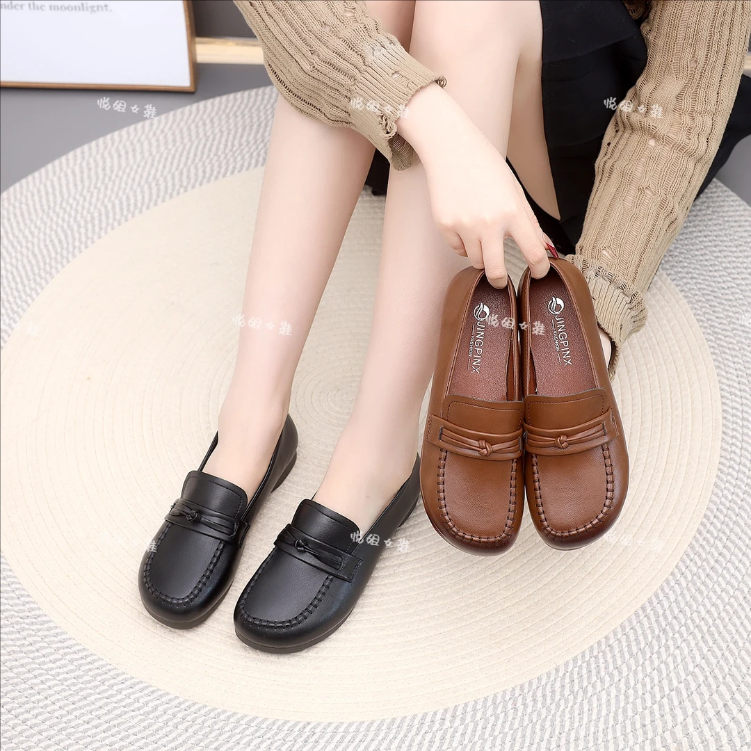 乐福鞋2025春秋舒适软底奶奶鞋老年人中老年平底妈妈鞋