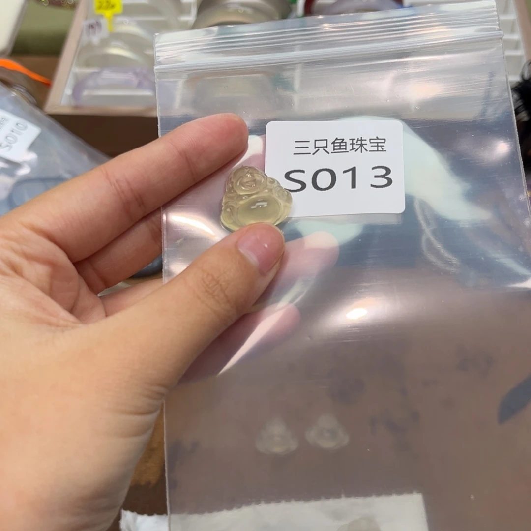 玛瑙/玉髓未镶嵌颈饰一**景