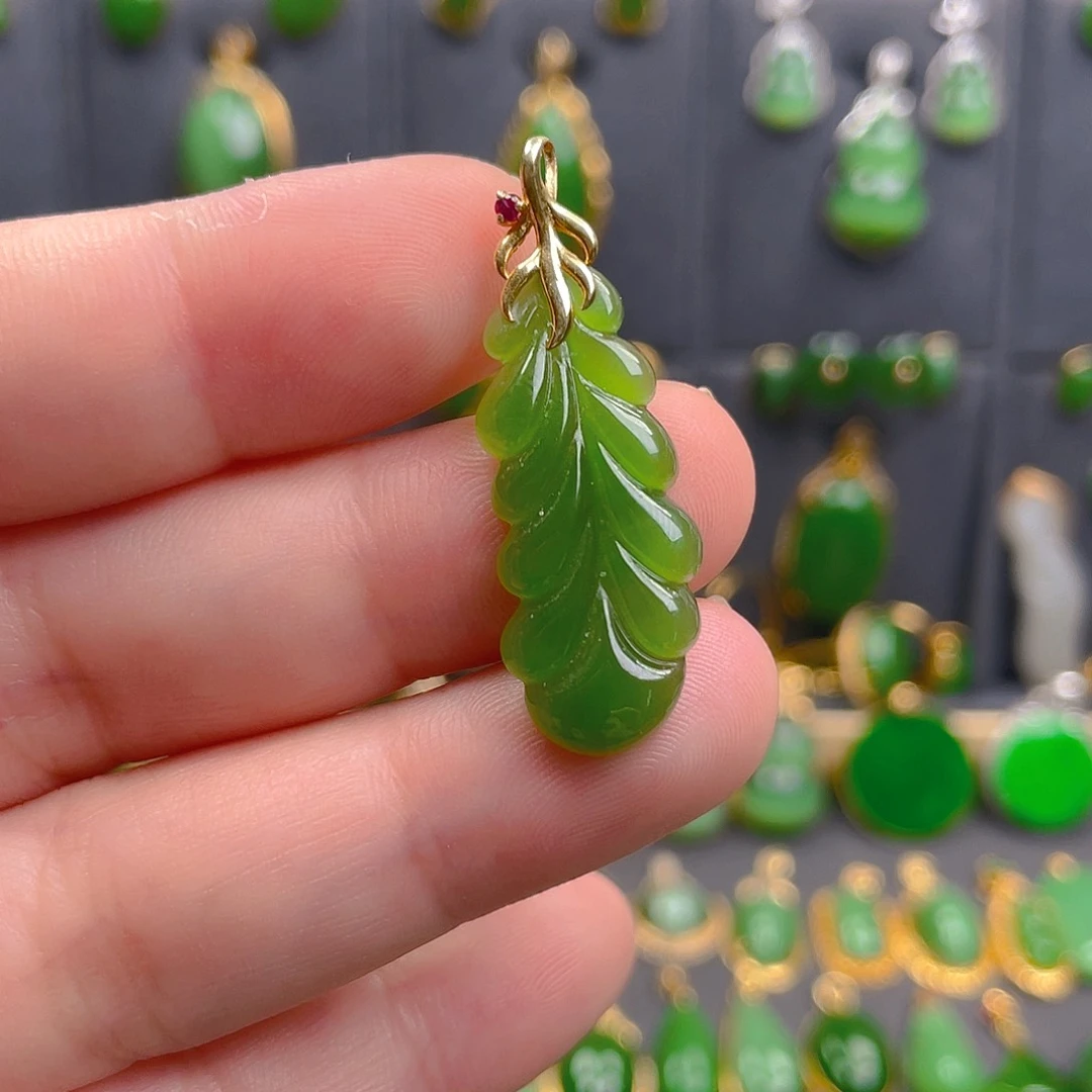 和田玉（碧玉）18K金镶嵌吊坠(不含链)880