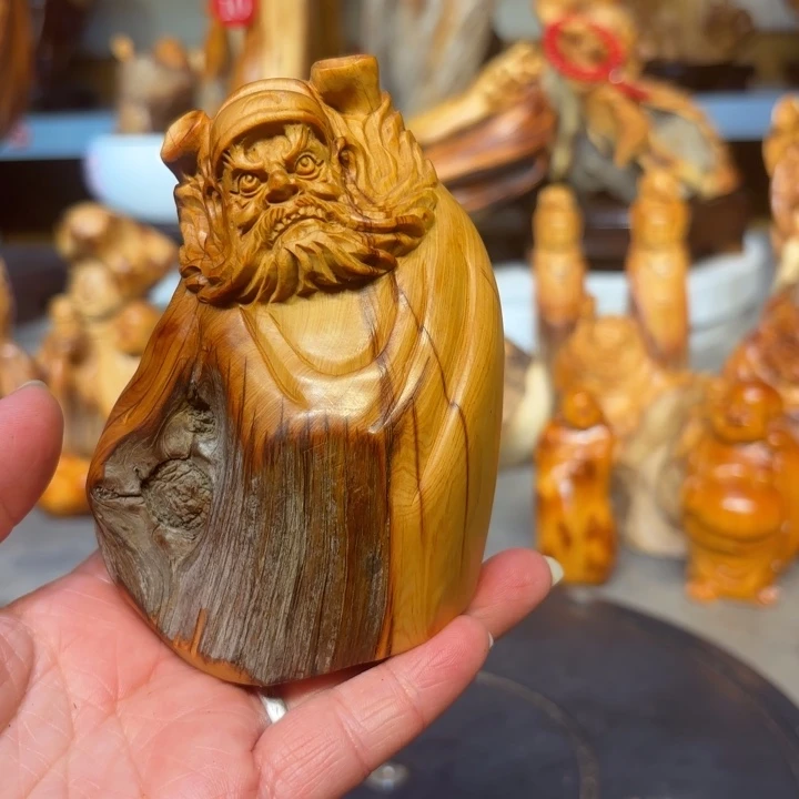 柏木太行崖柏钟馗摆件